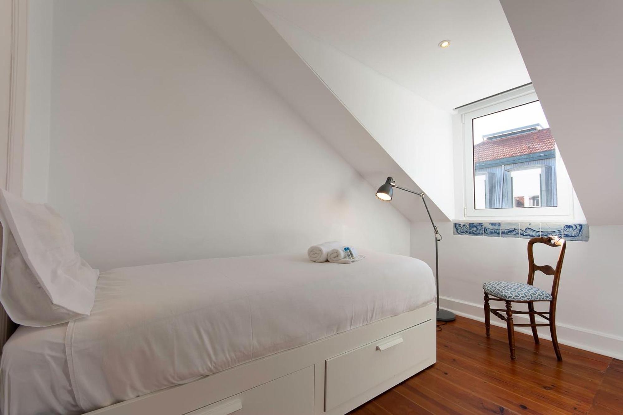 Apartamento Amidst The Rooftops Of *